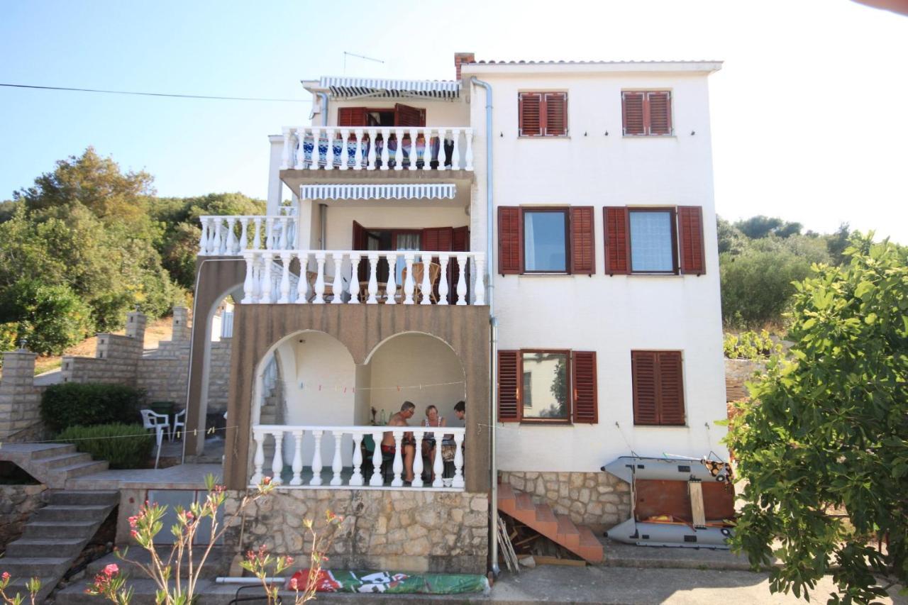 Apartments By The Sea Kali, Ugljan - 8202 מראה חיצוני תמונה